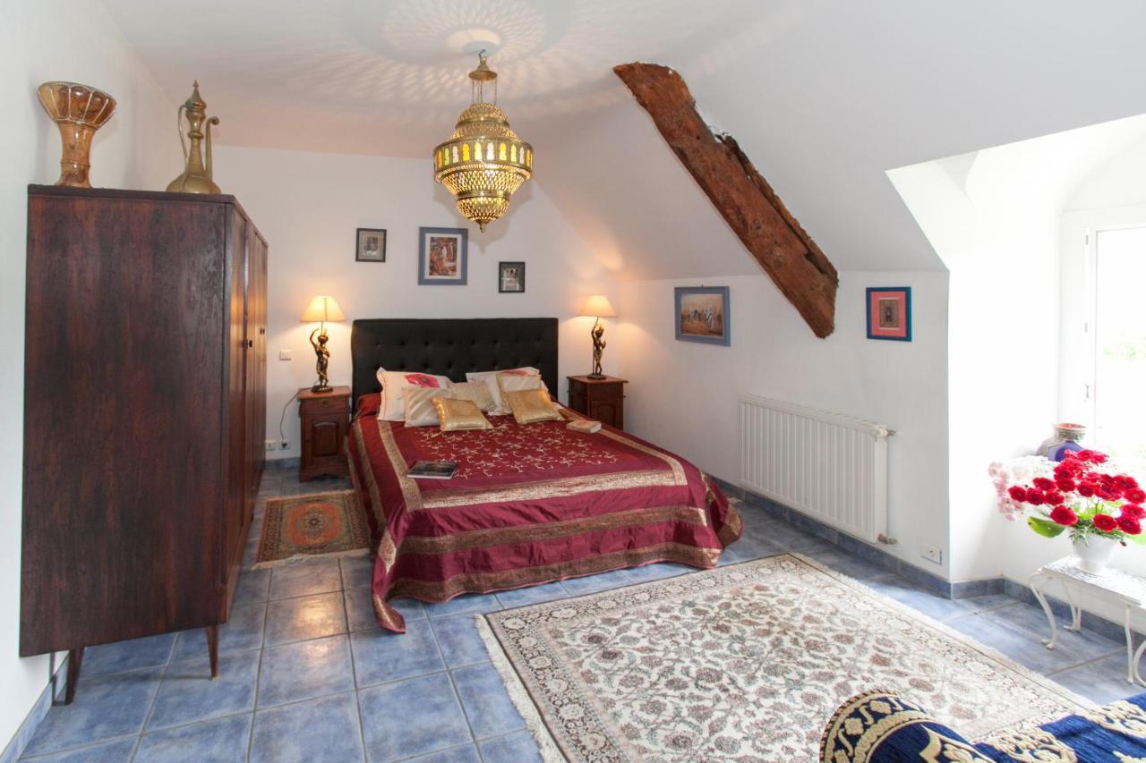 Chambres D'Hotes - Les Palmiers Corseul Luaran gambar