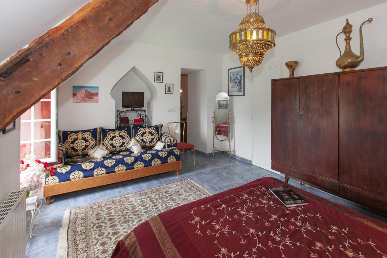 Chambres D'Hotes - Les Palmiers Corseul Luaran gambar